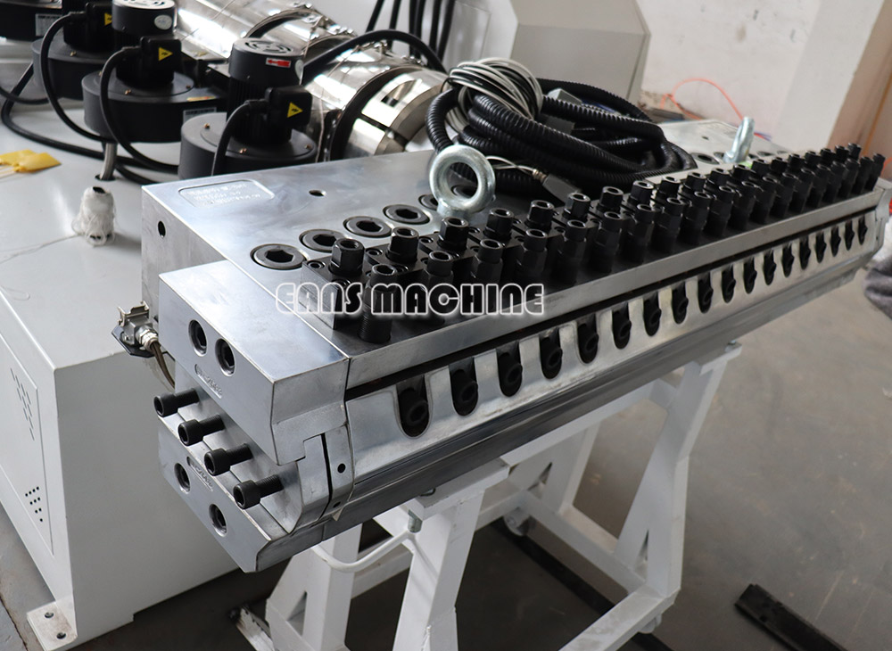 PVC marble wall panel machine ماكينة تصنيع ألواح الحوائط الرخامية PVC