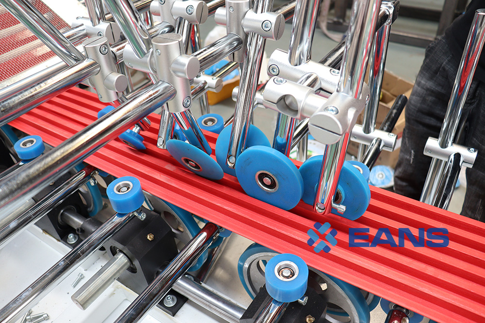 تصفيح الألواح المخددة PVC