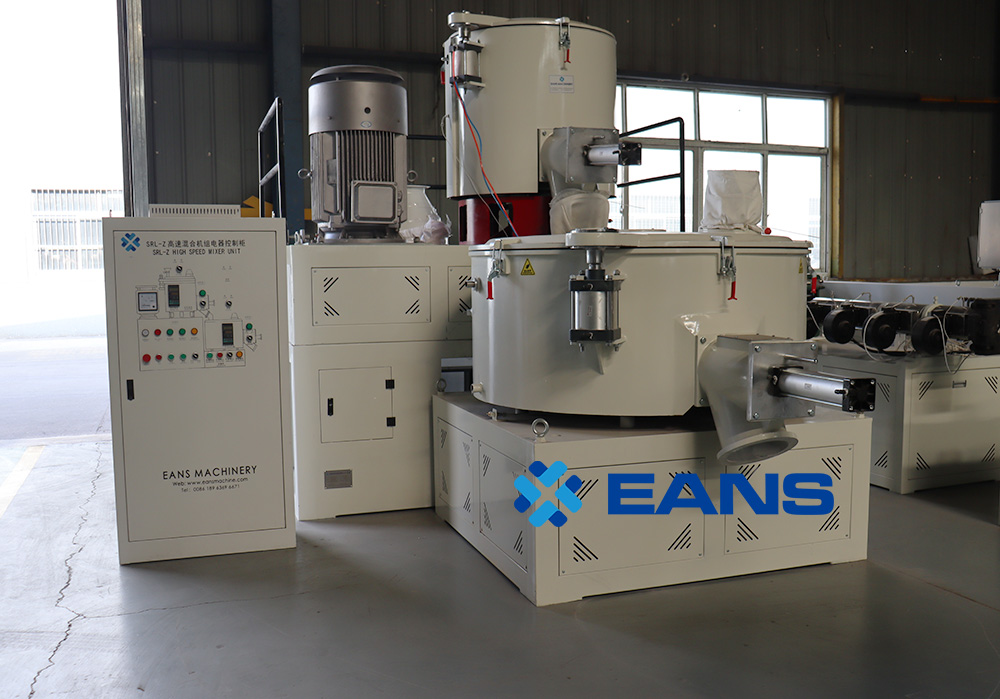 ماكينة خلط بي في سي