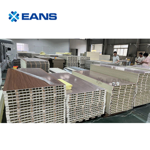 آلة صنع الباب WPC المركب