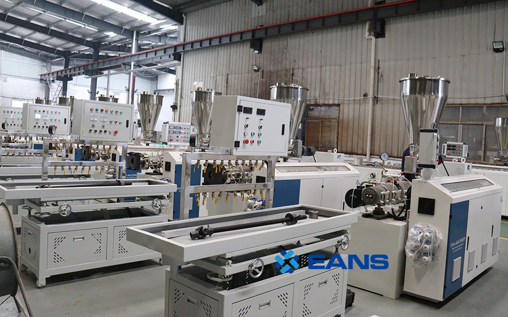 خط إنتاج ألواح الحوائط PVC