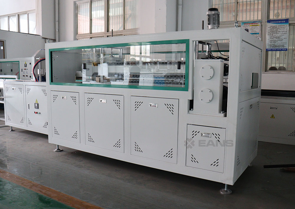 خط إنتاج ألواح الحوائط PVC