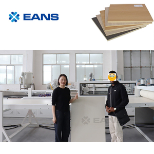 خط إنتاج ألواح الرغوة البلاستيكية WPC