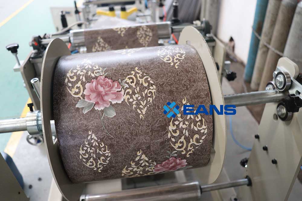 خط تصفيح ألواح الحوائط البلاستيكية